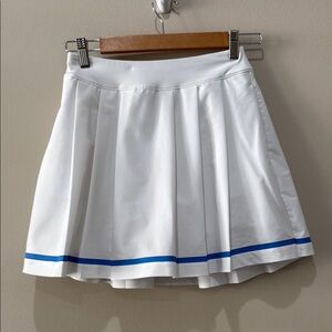 Lady Hagan White Pleated Skort with Blue Trim in size XS Preppy Tennis Golf